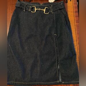 XOXO Dark Wash Denim Skirt Gold Horsebit Buckle Front Slit Size 8 Y2K